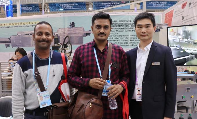 Machine commerciale de tortilla de maïs de l'industrie alimentaire 900pcs/h 150mm 7