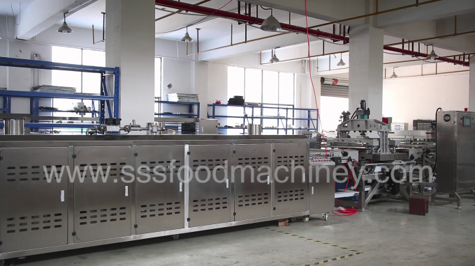 Machine à tortillas à haute vitesse à faible consommation d'énergie de 2000 pièces par heure 8